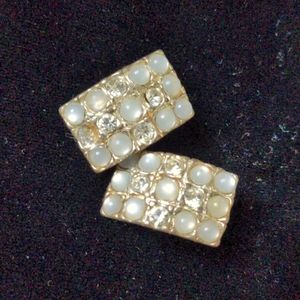 Vintage Clip On Earrings